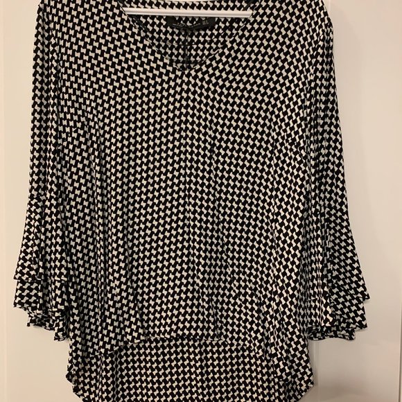 Zara V-Neck Bell Sleeve Flowy Blouse (Size S) - Picture 8 of 9